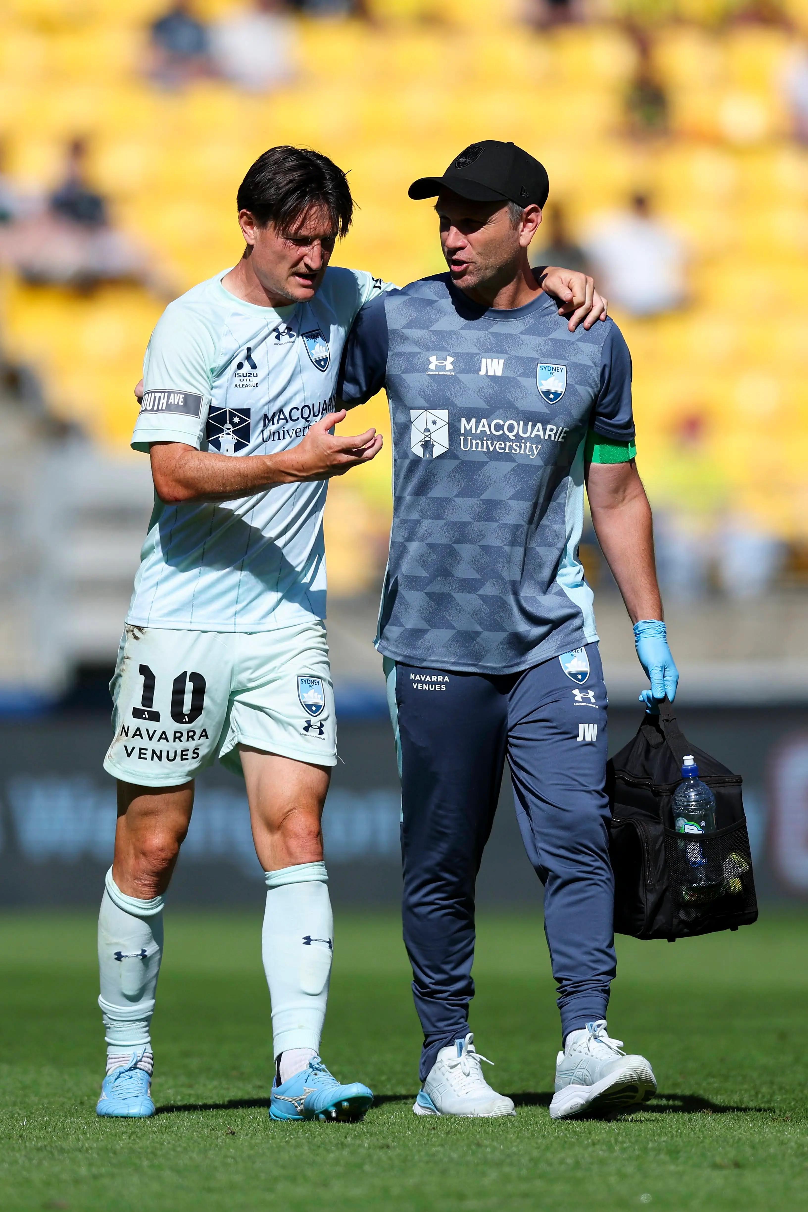 星空体育下载-悉尼澳超大名单：主力前锋洛雷脚踝受伤，无缘迎战墨尔本胜利